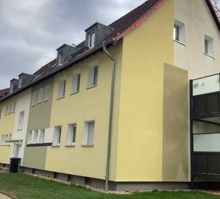 Renovierte 3 Zimmer im Erdgeschoss mit Einbauküche und Balkon