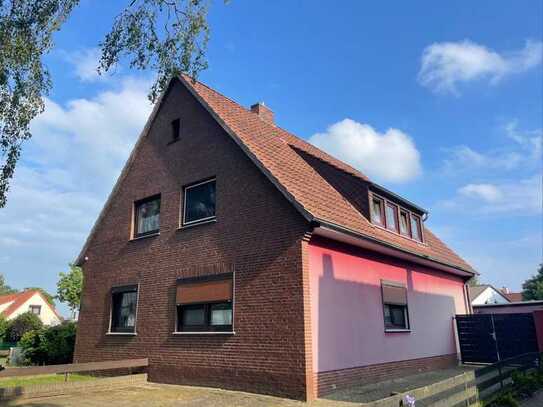 Zweifamilienhaus mit Potenzial in Delmenhorst