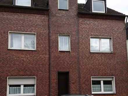 Schöne 3-Zimmer-Dachgeschosswohnung in Duisburg-Beeck