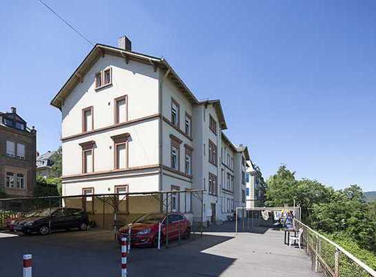 Wir sanieren hier für Sie! Charmante Wohnung in zentraler Lage