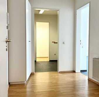Schöne 3-Zi.-Whg. m. Balkon nähe Wald