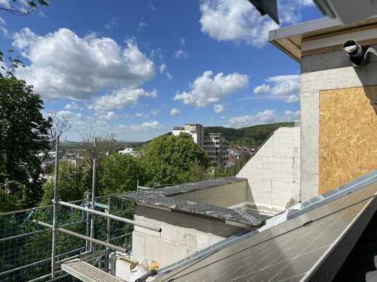 Dachgeschosswohnung in Gelnhausen-Stadtmitte mit traumhaftem Blick übers Kinzigtal