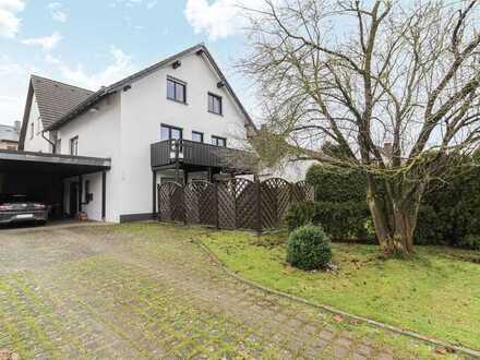 Doppeltes Potenzial in ruhigem Idyll: 2 angrenzende EFH mit separatem Eingang u. weitläufigem Garten