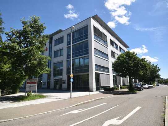 Ravensburg - Beste Geschäftslage
Moderne Penthouse-Büroeinheit mit Dachterrasse