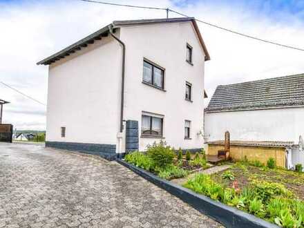 Günstige 4-Zimmer-Erdgeschosswohnung mit Terrasse und Einbauküche in Dornburg - Wilsenroth