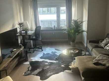 Stilvolle, möblierte 2-Zimmer-Wohnung mit Balkon in Offenbach
