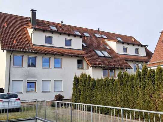 1730- Start-up-Immo! Schnucklige 2 Zi.- Wohnung mit Balkon und TG in Oberjesingen!