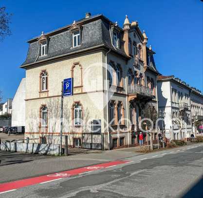 Exklusive Altbau-Bürofläche in zentraler Lage – 132,26 m² mit Balkon & Stellplätzen