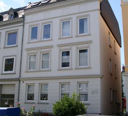 Schicke 2-Zimmer-Wohnung mit Balkon und EBK in Lübeck