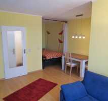 Stilvolle 1,5-Zimmer-Wohnung mit Einbauküche in Düsseldorf