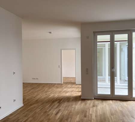 Komfortable 1 Zimmer Neubau Wohnung mit Balkon