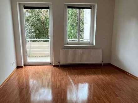 Zentral gelegene helle und gepflegte 2 Zimmerwohnung