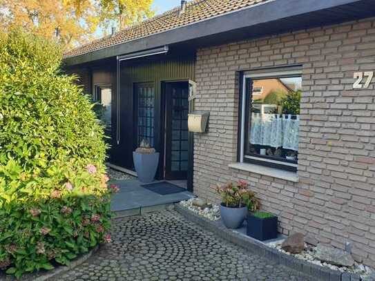 Frei stehendes Einfamilienhaus mit Traumpool in Schermbeck zum Verkauf