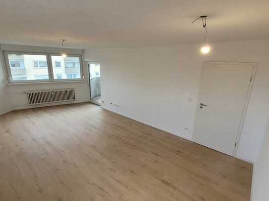 Erstbezug nach Sanierung - 3 Zimmer 90m² mit Balkon