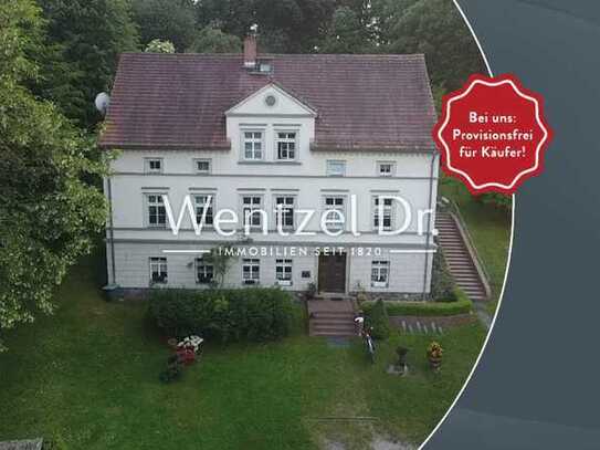 Traumhaftes Mehrfamilienhaus mit wunderschöner Parkanlage