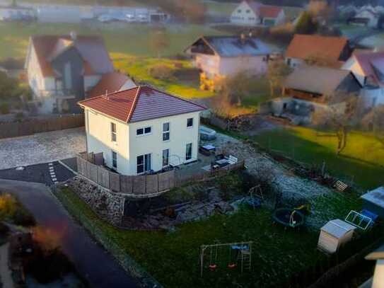 Modernes Einfamilienhaus in ruhiger Lage - Ihr neues Zuhause in Burkardroth