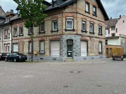 Mehrfamilienhaus mit Entwicklungspotenzial zu 8 Wohneinheiten in Mannheim