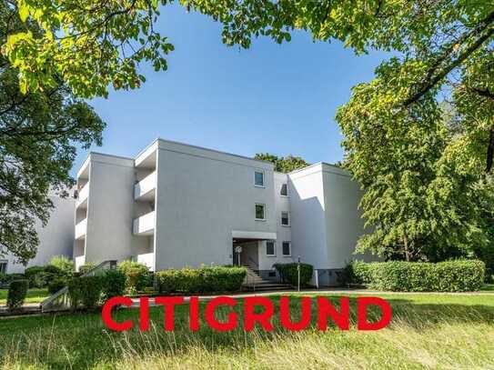 Bogenhausen - Helles, modernisiertes Flair mit sonniger Westloggia und Ausblick in grüne Idylle