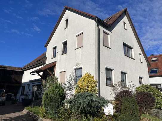 Geräumiges, 2-3-Familien-Haus in Schönaich mit Garten - provisionsfrei !