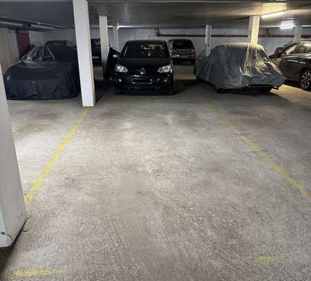 Tiefgaragenstellplatz zu vermieten!