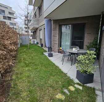 Stilvolle 2-Zimmer-Erdgeschosswohnung mit Garten und EBK in Frankfurt am Main