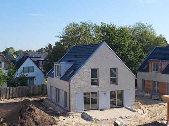 Neubau - Modernes Einfamilienhaus in beliebter Lage