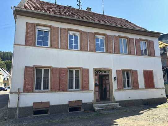 Ein/Mehrfamilienhaus Dreiseitenhof Bauernhof