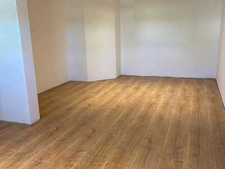 Zentrale 3-Zimmer-Wohnung mit Einbauküche in Ochsenfurt