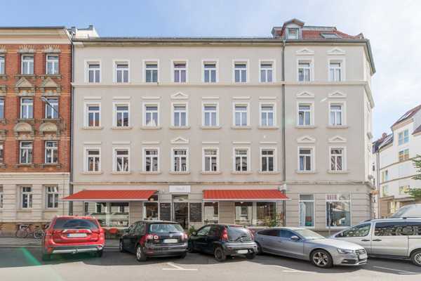 Frisch sanierte Dachgeschosswohnung sucht Mieter