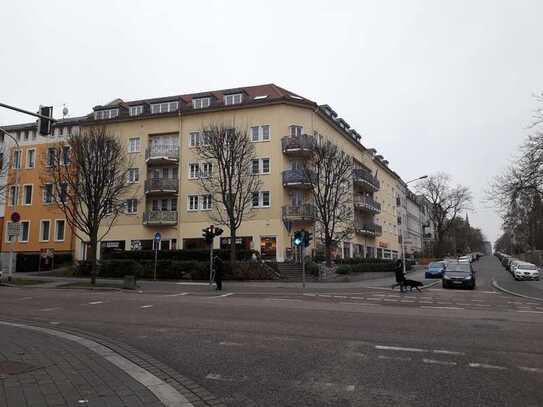 Schickes 2-Zimmer-Appartement m. EB-Küche und Aufzug ab 01.03.2025