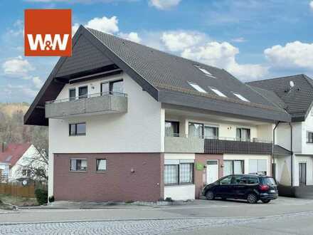 Ab November 2023 bezugsfrei! Umfangreich modernisierte 4,5-Zimmer-Wohnung mit Balkon in Abtsgmünd.