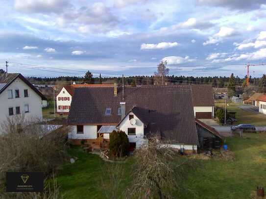 Traumhaftes Anwesen: Großzügiges Haus mit weitläufigem Grundstück in idyllischer Lage