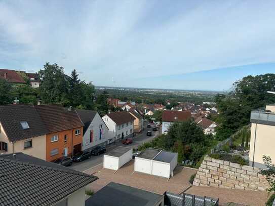 3-Zimmer Wohnung mit traumhaftem Ausblick