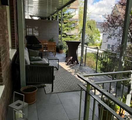 4-Zi-Altbau-Traum inkl. überwältigender Terrasse in Düsseltal