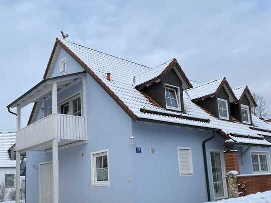 Sehr schöne vier Zimmern Wohnung mit Balkon in Regensburg