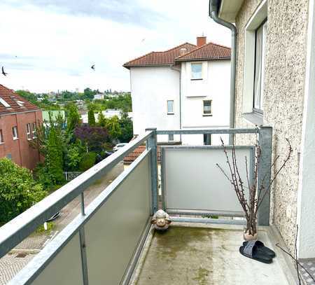 Helle 3-Zimmer-Wohnung mit Balkon im Grünen