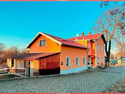 Wohnjuwel in Gröditz: Charmantes Mehrfamilienhaus im historischen Bahnhofsgebäude!