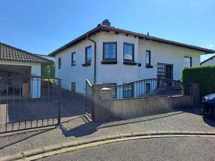 Einfamilienhaus in ruhiger Lage in Petersberg