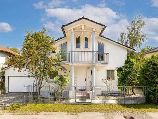 Idyllische, ruhige Bestlage: Freistehendes Einfamilienhaus mit großem Raumangebot