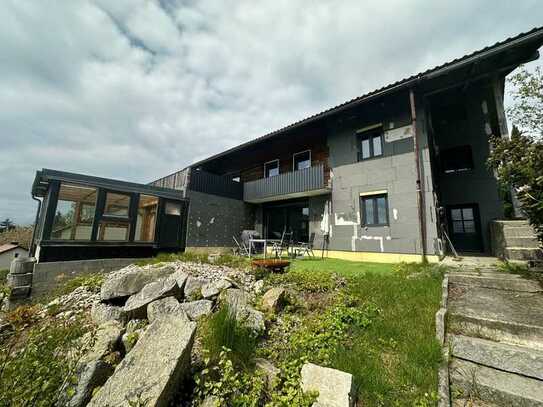 Teil renoviertes Zweifamilienhaus in Freyung/Höhenlage
