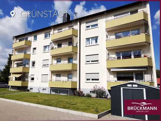 Bezahlbare 3-ZKB-Etagenwohnung mit West-Balkon & Garage