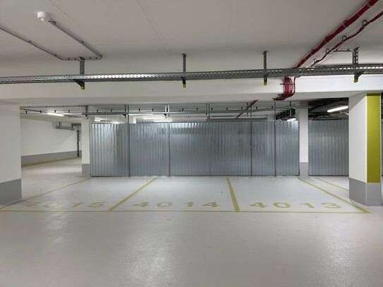 Großer Stellplatz in heller Tiefgarage zu vermieten