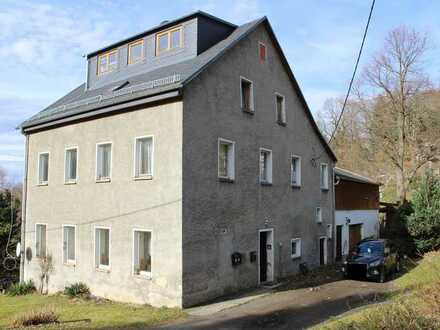 Wohnhaus mit drei Wohneinheiten in Grünhainichen, OT Waldkirchen zum Verkauf