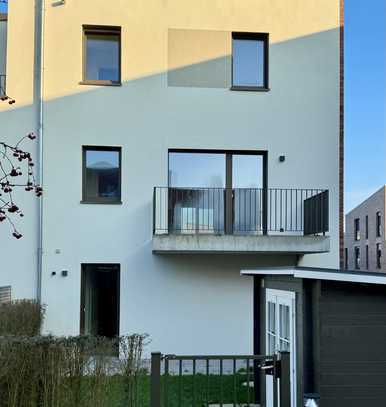 Exklusives Townhouse mit großzügigem Wohnbereich- (Erstbezug)