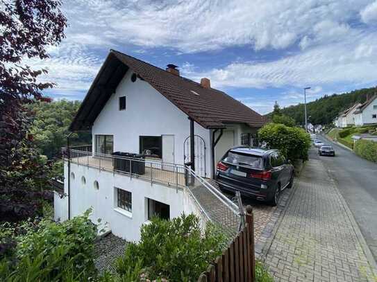 Beste Aussichten in naturnahem Zuhause - Haus mit Panoramablick