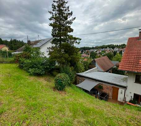 Karlsruher Bergdörfer - Baugrundstück für DHH mit Blick ins Tal