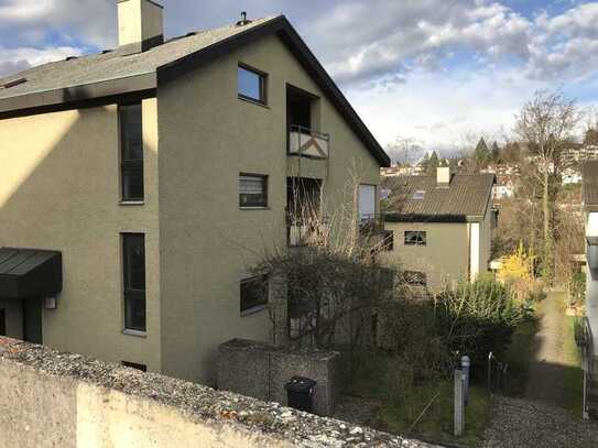 gemütliche 2-Zi-Dachgeschoßwohnung mit Balkon im Rodgebiet - Lameystr. 45