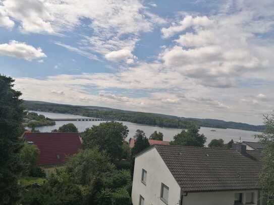 1-2-Familienhaus in einmaliger Lage am Möhnesee mit unverbaubaren Seeblick