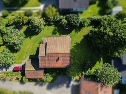 Chiemsee-Träume werden wahr: Einfamilienhaus auf großem Grundstück in erstklassiger Lage