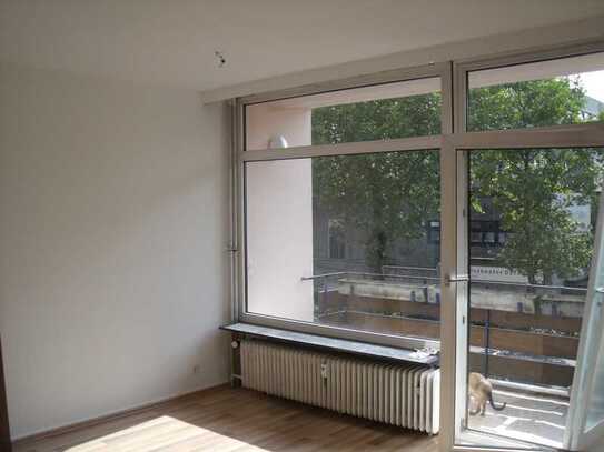 Maisonette-Wohnung mit 3 Zimmern sowie Balkon